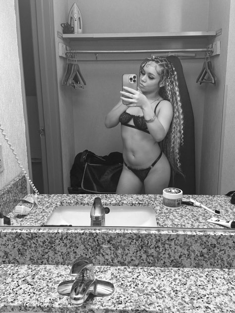 fun & fine ready to give a good time 