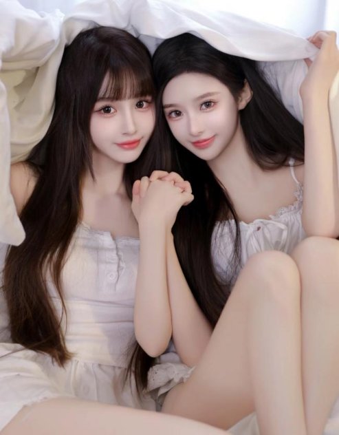 3 Asian Girl  