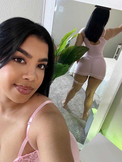 Mía  