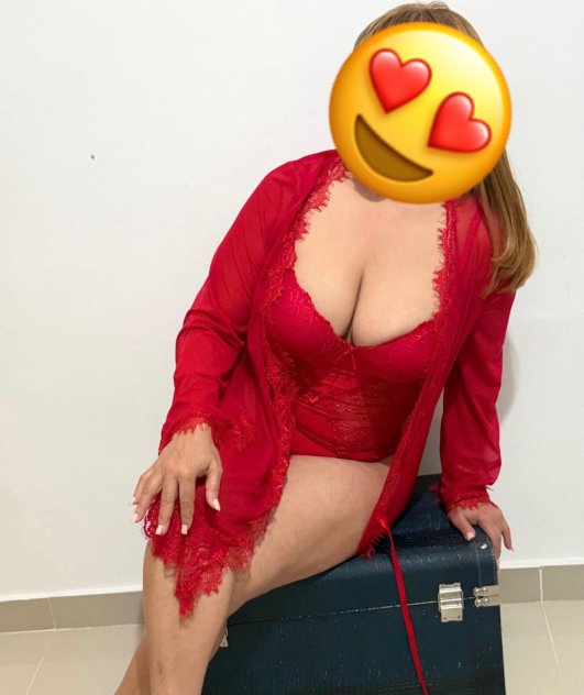 Annie Escorts Naples