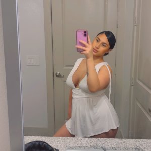 Let’s have some fun baby🥰
