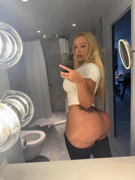 AYLA Escorts Chicago