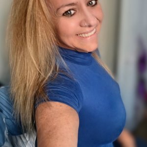 Meet Me. Be Happy. I bring smiles to your face