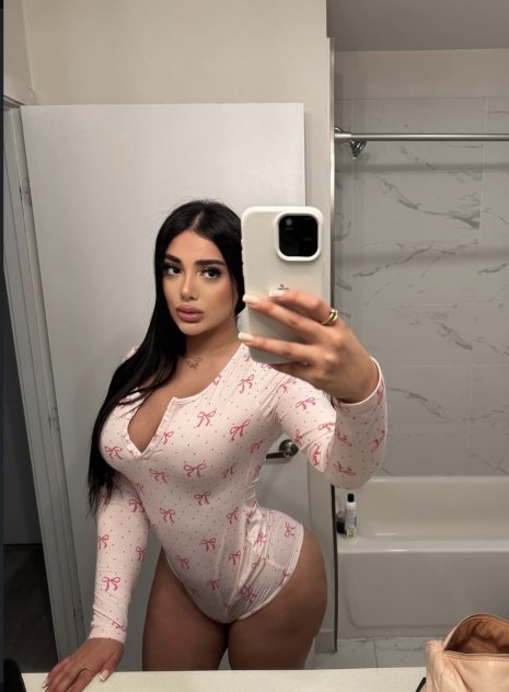 Alina💦🌹  