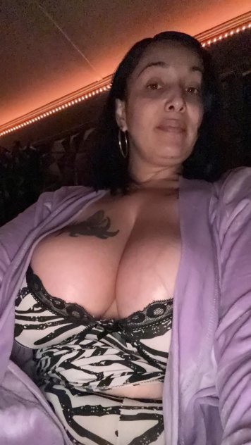 Alice_xx Escorts Boston