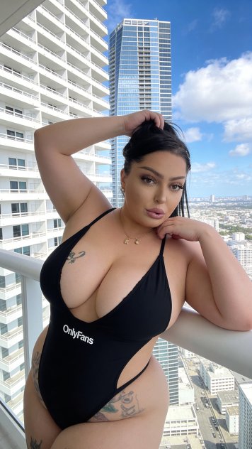 Sahar Milani  