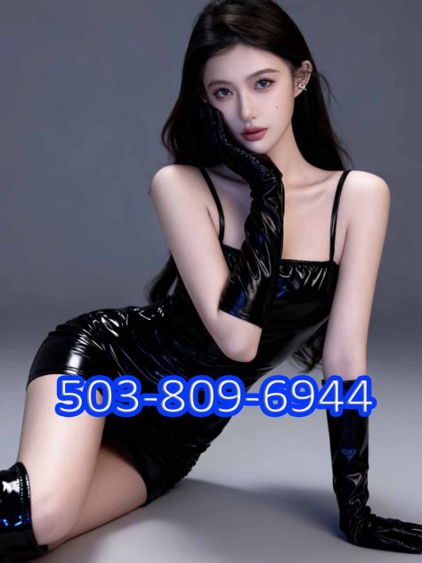 9442 SW Barbur Blvd Suite 3 Escorts Portland