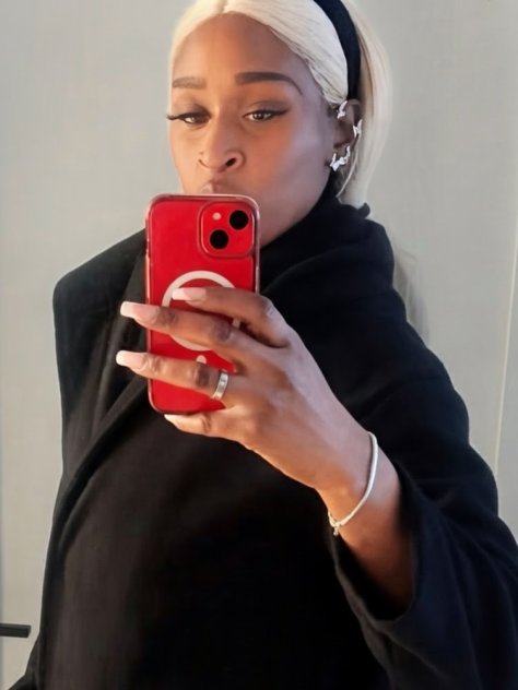 Chanel Escorts Chicago