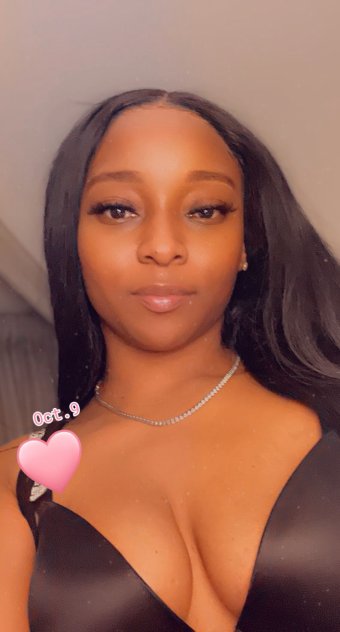 KASSANDRA_KISSES  