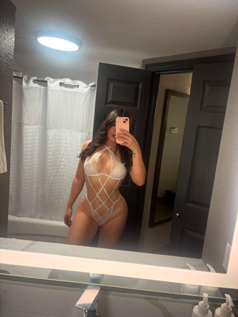 Catalina hot chilean  