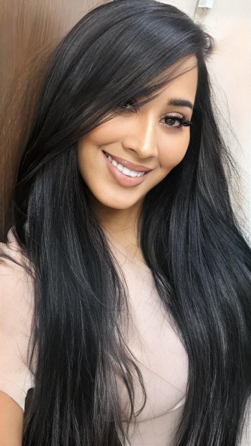 Nahomy Escorts Houston