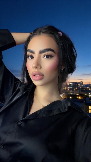 Alessia  
