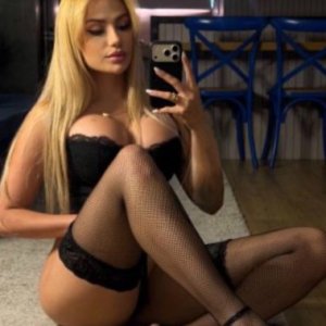 Sexy Blonde Girl Escorts Jacksonville