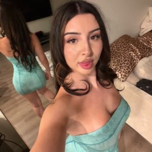 Available for sex & massage service TELEGRAM:mae9494
