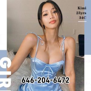 💖Please babe🌞~ 💖Horny puppies kneeling for ur juice🍎🍇646-204-6472