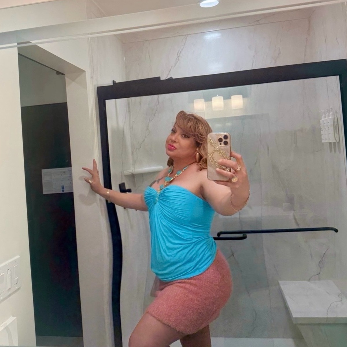 Verified✅ Try one of the both worlds 