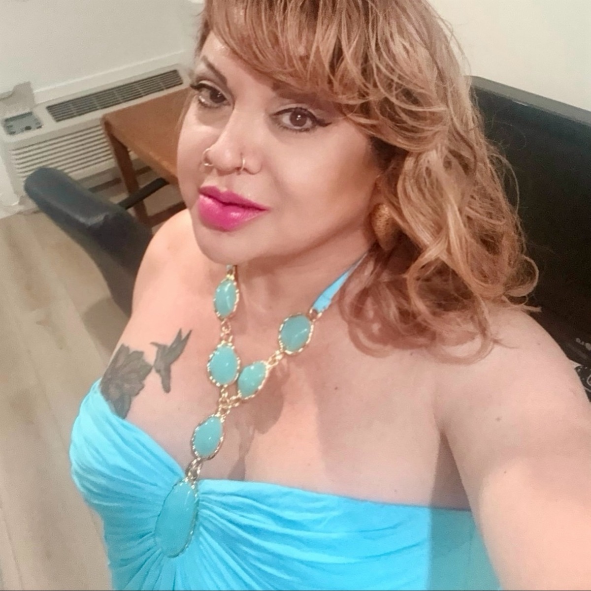 Verified✅ Try one of the both worlds 