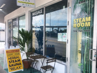 Caribbean Queen Spa