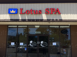 Lotus Essence Massage