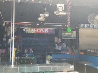 Guitar Bar