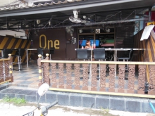 One Beer Bar