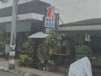 1 Way Bar
