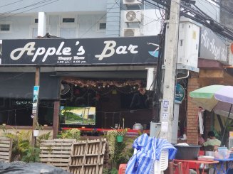 Apple's Bar