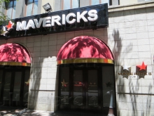 Mavericks Revue Bar